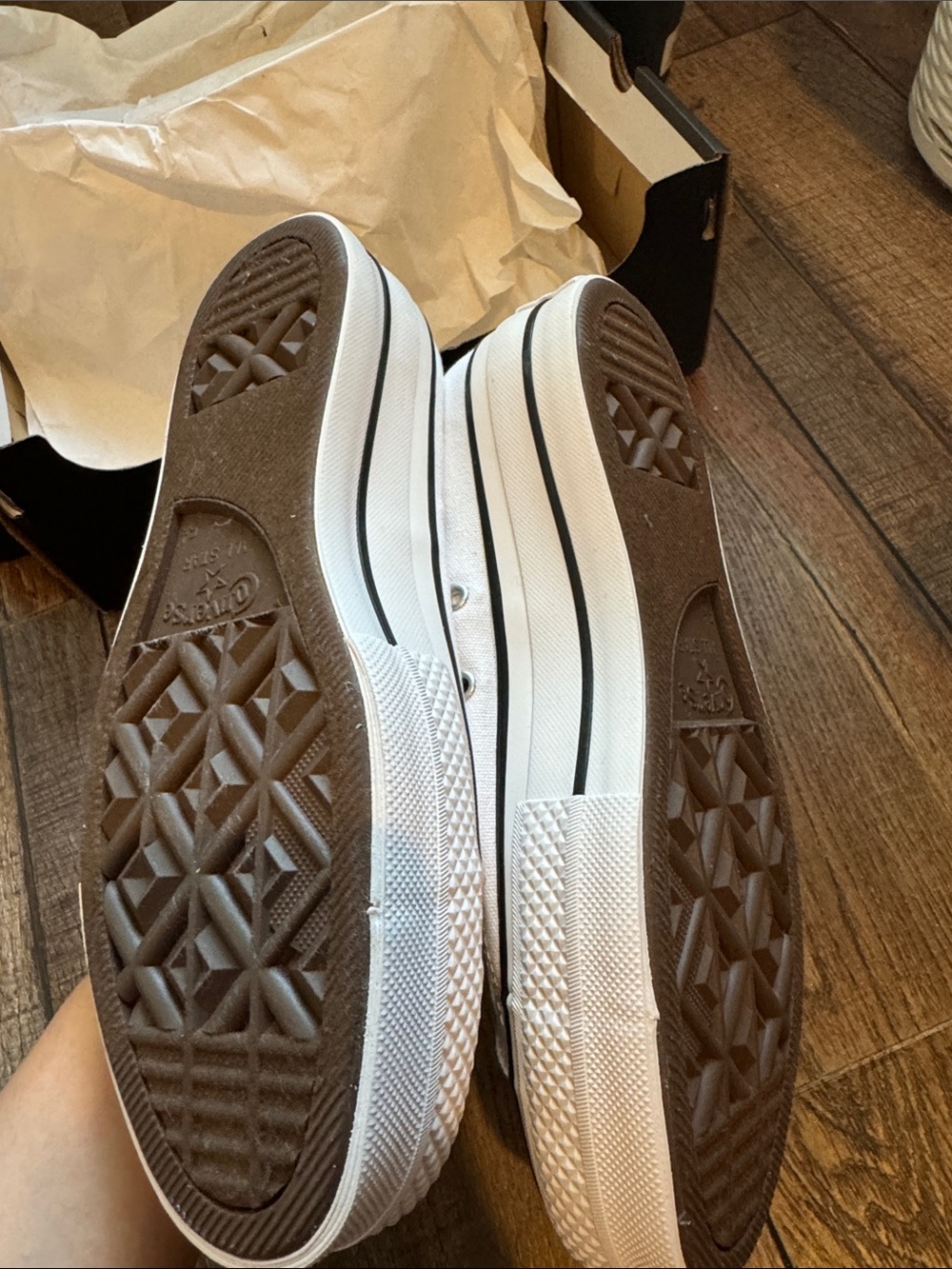 Converse White Low-Top Platform Canvas Sneakers - Picture 4 of 9